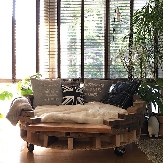 Lounge,まぁるいソファー,DIY,ソファ,観葉植物 tomowithdogの部屋