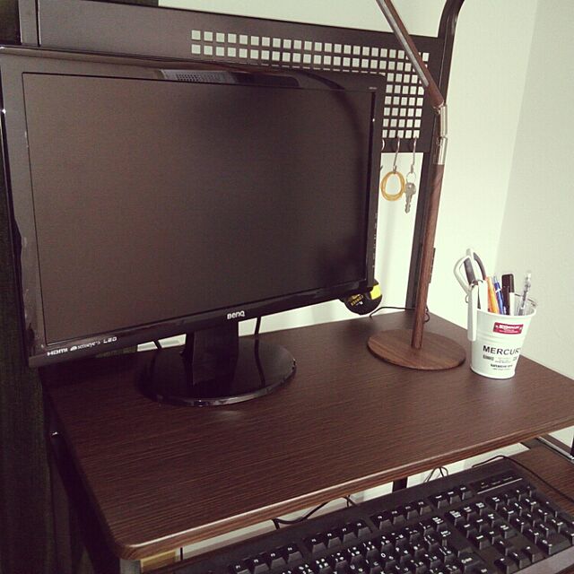 My Desk,ニトリ,PCデスク周り,MERCURY,ミニバケツ HjAkeruの部屋