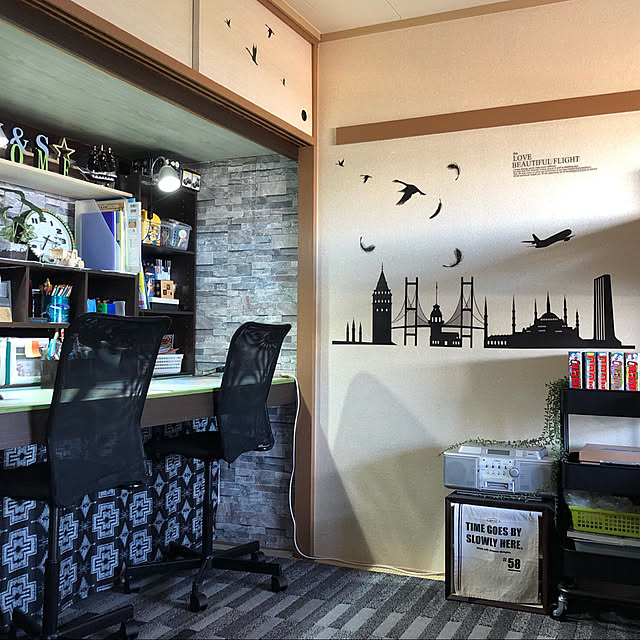 男前インテリア,ウォールステッカー,ロースコグ,リメイク,クリップライト,男子部屋,押入れデスク,子ども部屋,押入れリメイク,Cainz,IKEA,男前,IKEA雑貨,カラーボックス,ニトリ,2023.2.12,押入れ,団地,壁紙,My Desk Mitsuの部屋