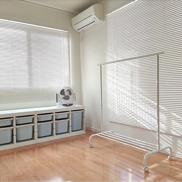 Bathroom,セルフペイント,トロファスト,ブラインド,アルミブラインド,DIY,カインズ,イケア,IKEA,洋服ラック,ラック,布団,布団カバー,羽毛布団,ホワイト,ホワイトインテリア,便利アイテム,便利グッズ,湿気対策,梅雨,家事楽,すっきり暮らす,心地よい暮らし,掃除しやすい家,室内干し,部屋干し,洗濯室,ランドリールーム bebikoの部屋