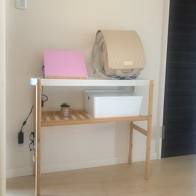 Entrance,廊下,タブレット置き場,タブレットスタンド,こどもと暮らす。,ランドセル,ランドセル置き場,IKEA,わたしの暮らしアワード,ナチュラルインテリア,賃貸インテリア,賃貸でも楽しく♪,子供のいる暮らし Ayaの部屋