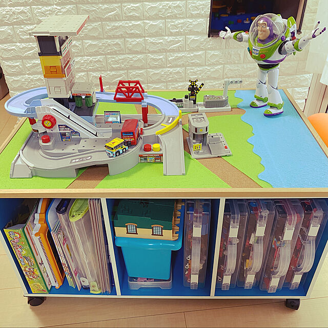 カラーボックス,収納ボックス,収納棚,子供のいる暮らし,トーマス,電車,DIY,Overview so_ryuの部屋