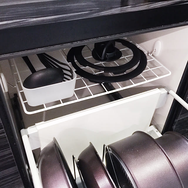 Kitchen,コンロの下,シンクの下,10000人の暮らし,ワイヤーネット,シンク下収納,インスタ→aronekoroom ar._.roomの部屋