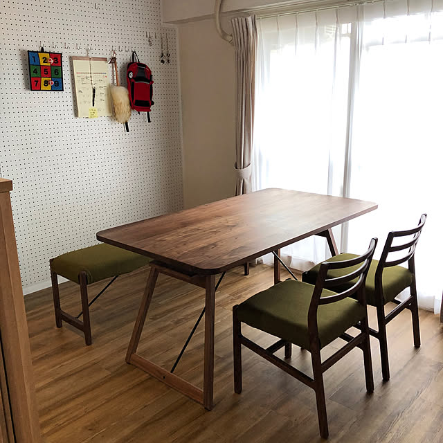 Overview,ダイニングテーブル,壁面収納,有孔ボード,ビフォーアフター,リノベーション,中古マンション,リノベ,マンション暮らし,ブログやってます♪ usameguの部屋