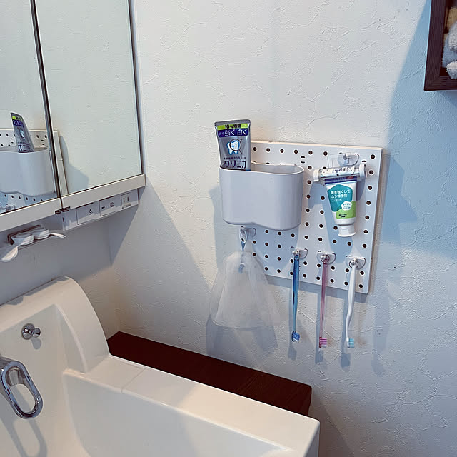 Bathroom,歯ブラシ収納,パンチングボード,ダイソー,100均,こどもと暮らす。,収納,ひっかけ収納,セリア sakingの部屋