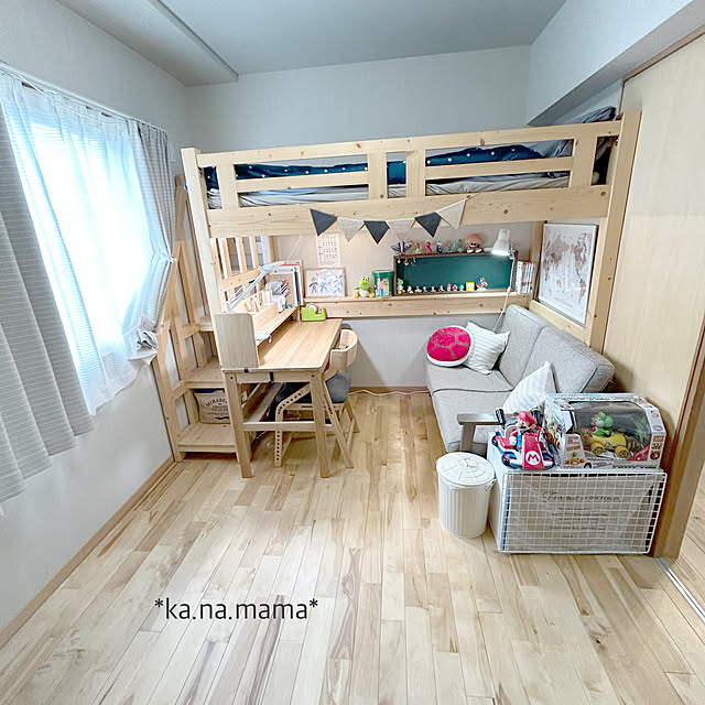 Bedroom,木のぬくもり,ナチュラルインテリア,暮らしを楽しむ,子どもと暮らす,すっきり暮らしたい,いいね、フォロー本当に感謝です♡,いつも見て下さりありがとうございます♡,狭くてもなんとかなる,すっきり暮らす,ロフトベッド,男の子の部屋,秘密基地　キッズスペース,ロフト下 ka.na.mamaの部屋