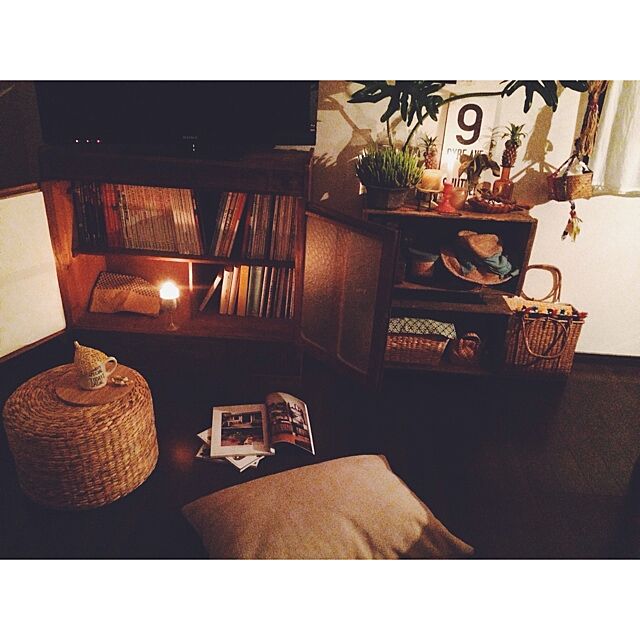 Lounge,夜,林檎木箱,古いもの,植物,ニトリ,キャンドル conの部屋