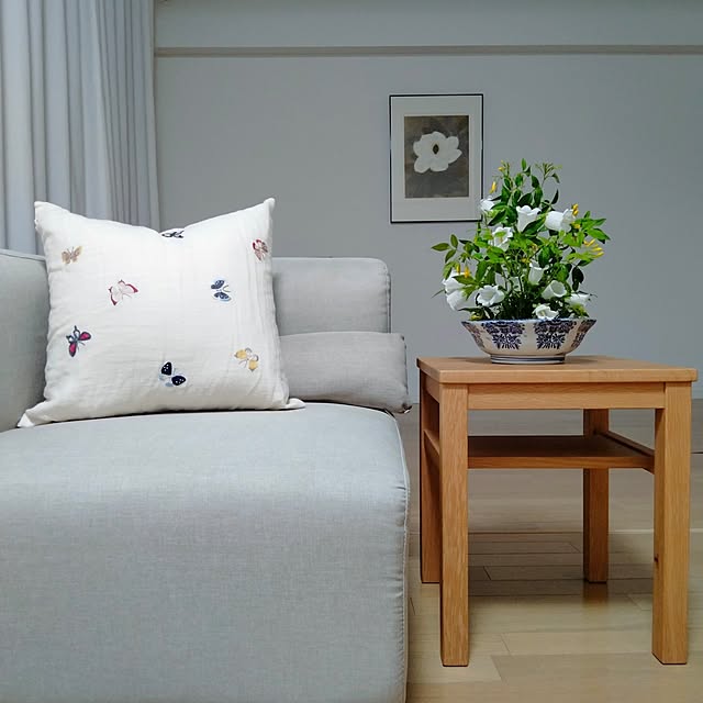 Lounge,サイドテーブル,イエロージャスミン,カンパニュラ,骨董品,染付 kayoの部屋