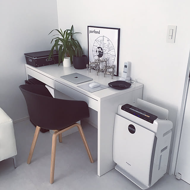 My Desk,IKEAデスク,IKEA,ワークデスク,パソコンコーナー,ワークスペース,デスク周り,パソコンデスク,haydesign,HAY,シンプルモダンインテリア,シンプルインテリア,ミニマムライフ,北欧モノトーン,整理収納アドバイザー１級,モノトーンインテリア,スカンジナビアンスタイル,ミニマム,ig→a.organize,シンプルな暮らし,整理収納,北欧モダン,ホワイトインテリア,アメブロ→A+organize,スカンジナビアンインテリア,スカンジナビアンモダン,シンプルモダン,整理収納サポートサービス,MICKE a.organizeの部屋