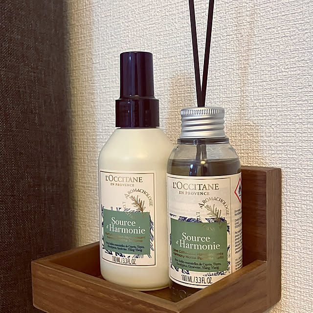 Bedroom,やっと見つけた,深呼吸できる空間,冬支度はじまめました,クリスマス,DIY,ルームスプレー,ルームフレグランス,ピローミスト,ロクシタン,癒し,好きな時間,温かみのある空間 ulocoの部屋