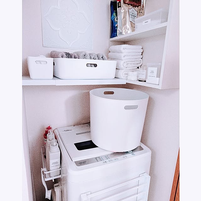 Bathroom,洗濯機上収納,インテリア,レオパレス,ひとり暮らし,ワンルーム,一人暮らし,1K,1R,1K 1人暮らし,RC兵庫支部,賃貸でも諦めない！,一人暮らしインテリア,ワンルームインテリア,せまくても諦めない！,1R 一人暮らし,レオパレスでも諦めない,レオパレスインテリア,レオパレスだからできる事,山崎実業 tower,無印良品,ポリエチレンケース,山崎実業,洗濯機横マグネット折り畳み棚,レオパレス21 megurinの部屋