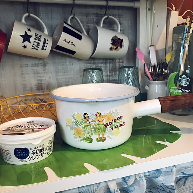 ホーロー鍋の使い方やお手入れ方法は 人気のおすすめホーロー鍋もご紹介 Roomclip Mag 暮らしとインテリアのwebマガジン