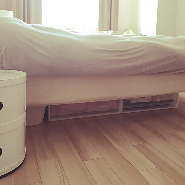 おすすめのベッド下収納選 無印良品や100均など Roomclip Mag 暮らしとインテリアのwebマガジン