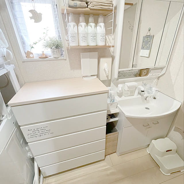 リメイクシート,ダイソー,ゴミ箱,ダンボール,コレ、DIYしたよ！,北欧好き,建売住宅,身の丈に合った暮らし,ナチュラルインテリア,建売,子供がいる暮らし,子育て中,ナチュラル,建売を自分好みに♡,北欧,普通の家,建売り一戸建て,セリア,Bathroom,今も使用中,RoomClip mag 掲載 Minoriの部屋