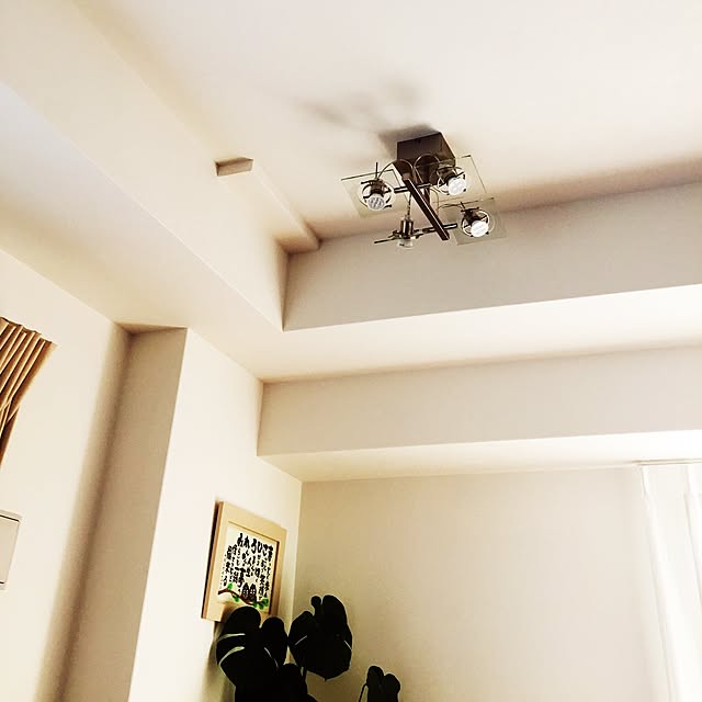 おすすめダイニング照明100選 イケアやニトリの商品など Roomclip Mag 暮らしとインテリアのwebマガジン