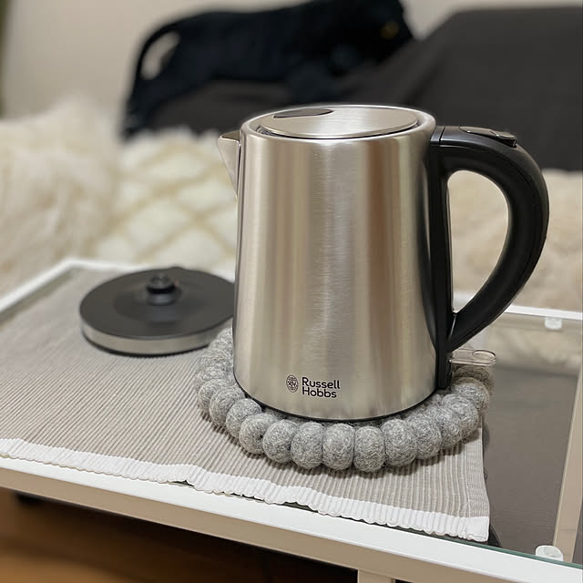 Russell Hobbs ケトル,Russell Hobbs,ポット,電気ケトル,ケトル,モノクロ,一人暮らし,シンプルインテリア,RoomClipショッピング,1K,おうち見直しキャンペーン,My Desk sayaの部屋