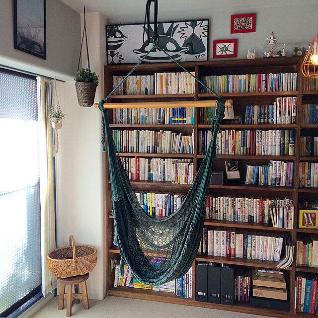 Lounge,本,本棚,読書スペース,ハンモック,10000人の暮らし A_plusの部屋