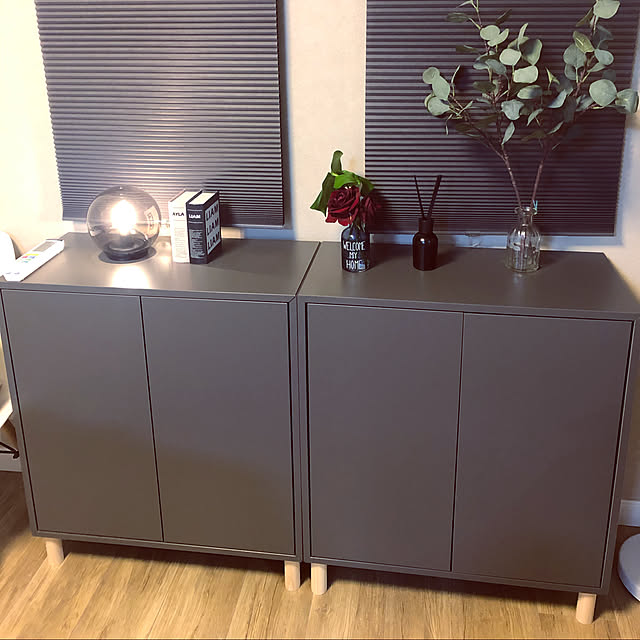 EKET,エーケト,シンプル,フロアタイル,シンプル好き,モノトーン好き,100均,IKEA,My Shelf,FADO,テーブルランプ,断熱ブラインド,HOPPVALS siaの部屋