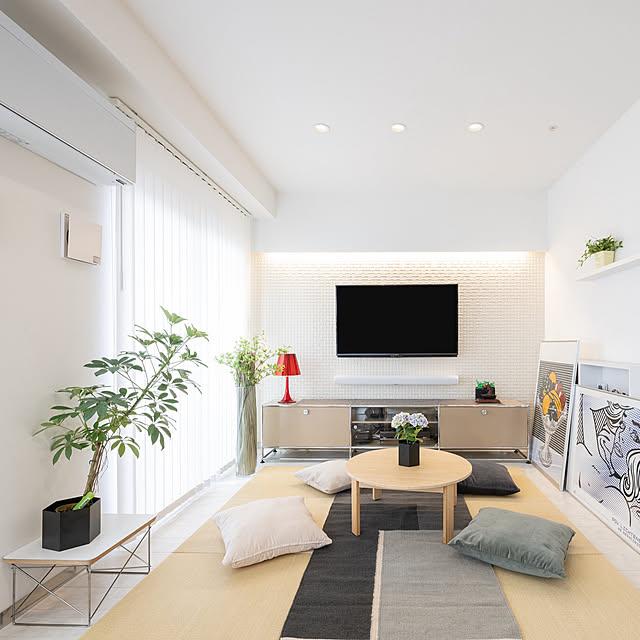 Lounge,間接照明,エコカラット,バーチカルブラインド,ソファのない暮らし,置き畳,ジャパンディ,リビング,シンプル,ホワイトインテリア,シンプルモダン,USMハラー,すっきり暮らしたい,マンションリノベーション,マンション暮らし,アートのある暮らし,デイリー掲載ありがとうございます SYの部屋