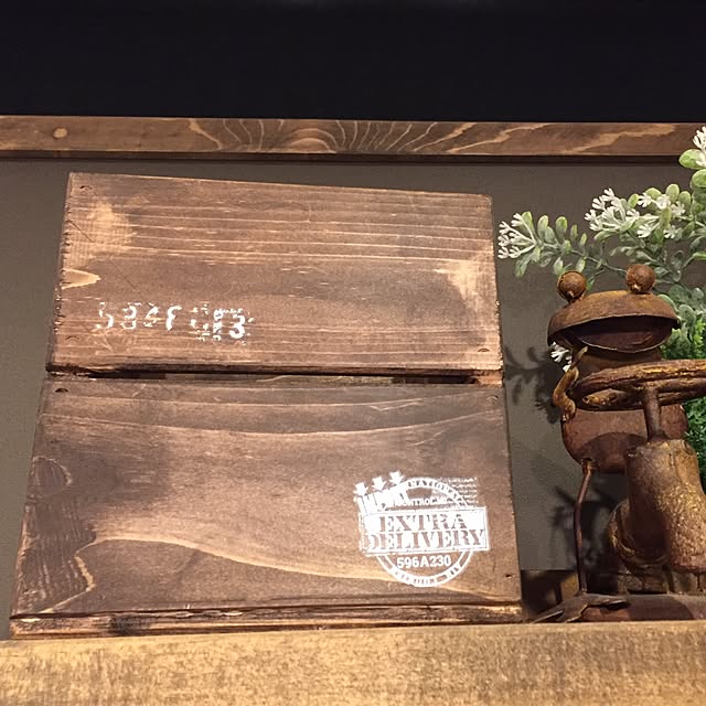 ステンシルシートの作品72選 セリアやダイソーの商品など Roomclip Mag 暮らしとインテリアのwebマガジン