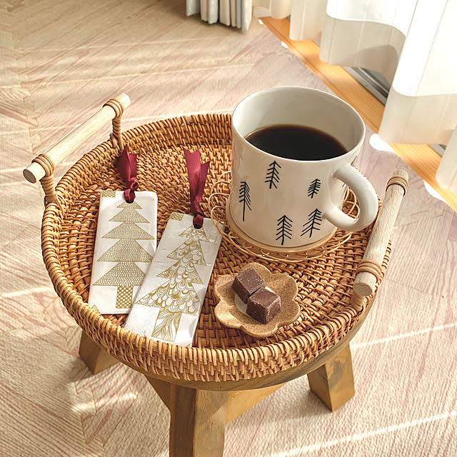 Lounge,しおり,おひさまぽかぽか,クリスマス,Kuusikossa,クーシコッサ,マリメッコペーパーナプキン,マリメッコ,珈琲大好き♡,ラタントレイ,ラウンドトレイ,ティータイム,癒し,窓辺,素敵な一日を♪,見てくださってありがとうございます♡,ファインリトルデイ,珈琲時間,北欧柄,もみの木,fine little day,冬を奏でよう♡,冬 koko_hikaの部屋