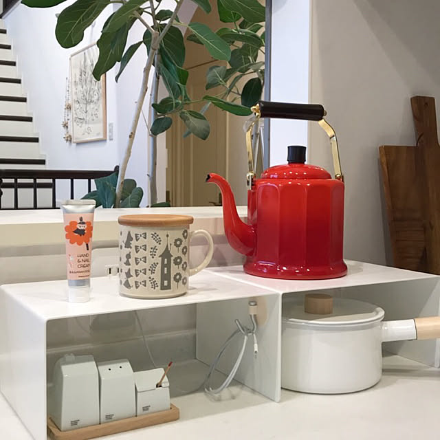 Kitchen,トクラスキッチン,野田琺瑯ケトル,ホーロー鍋,KAI,ムーミン,モニター当選,モニター,山善,コの字ラック,山善収納部,燕三条キッチンラック,北欧,赤 fukoの部屋