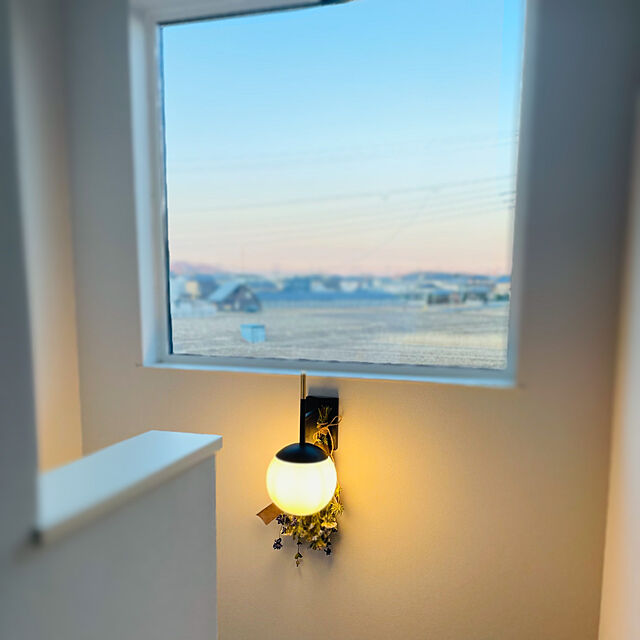 窓から見える景色,わたしのハンドメイド 冬,スワッグ,階段の照明,階段の窓,On Walls,ARTWORKSTUDIO miraiiの部屋