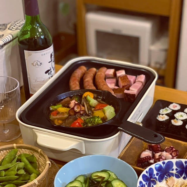 My Desk,RoomClipショッピング,イベント参加中,ニトスキ,アヒージョ,赤ワイン,100均アイテム,プチプラ食器,プラスチックグラス,モナミ ボウル,買ってよかったモノ,無印良品,キッチンワゴン,イッタラ,簡単料理,晩ごはん,BRUNO,BRUNOホットプレート,コンパクトホットプレート,ホットプレート収納,お家時間を楽しむ,家電,おもてなし,102回目のmag掲載,2024.9.24,ルームクリップマグ掲載♡ hihaの部屋