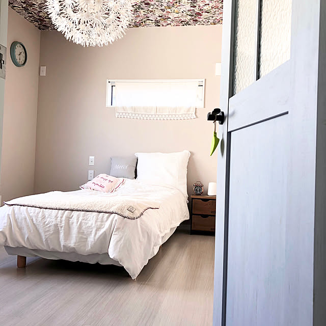 おすすめ寝室の照明選 ニトリ商品や北欧風など Roomclip Mag 暮らしとインテリアのwebマガジン