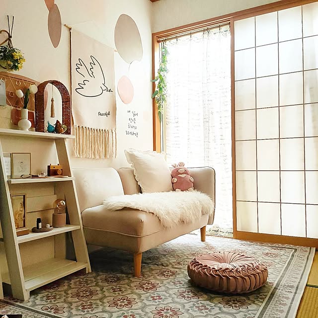 On Walls,秋色インテリア,くすみカラー,和室,畳の部屋,壁紙DIY,北欧,ナチュラル,韓国インテリア,3COINS,キャンドル,癒し,冬支度,クリスマス,模様替え,Instagramやってます,皆さんに感謝です(*˙˘˙*)ஐ,いつも見て下さってありがとうございます YUKKIの部屋