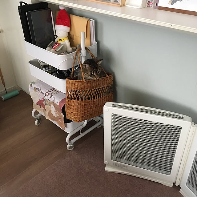 充電ステーションの実例73選 Roomclip Mag 暮らしとインテリアのwebマガジン