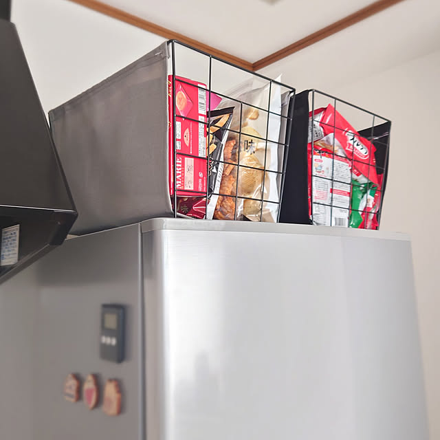 Kitchen,賃貸,賃貸でも楽しく♪,お菓子収納,保存食収納,冷蔵庫上,キッチン収納,ダイソー,Daiso,100均,ワイヤーバスケット king_meat_kunの部屋