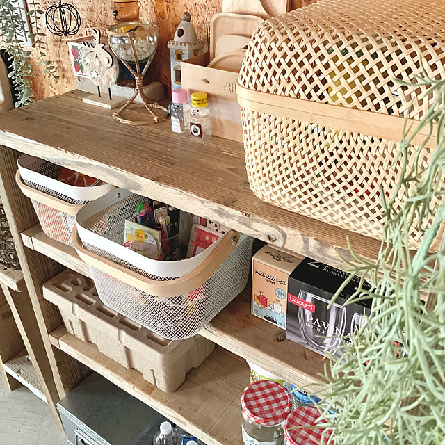 RonHarman,文房具収納,IKEA,3COINS,WOODPRO,木の温もり,古いものを愛する暮らし,足場板古材,心地よい暮らし,無理をしない暮らし,かごのある暮らし,無印良品,木のある暮らし,DIY,丁寧に暮らしたい,土間のある暮らし,My Shelf SHIrokuMAの部屋