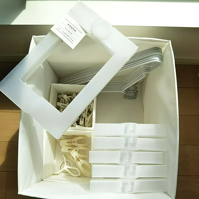 Bathroom,新商品買ったよ！,プチプラ,こどもと暮らす。,こどものいる暮らし,100均,セリア,布団ばさみ,洗濯機周り,ハンガー,ハンガー収納,ピンチ,洗濯ばさみの収納,ホワイト,男の子3兄弟,IKEA,かご収納,バスケット,skubb woodstockの部屋