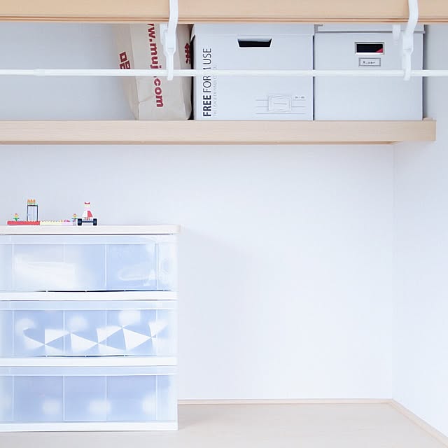 断捨離を成功させるコツとは 小物や食器などを減らす方法 Roomclip Mag 暮らしとインテリアのwebマガジン 断捨離を成功させるコツとは 小物や食器などを減らす方法 Roomclip Mag 暮らしとインテリアのwebマガジン