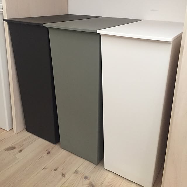 おしゃれなゴミ箱25選 100均やニトリの商品など Roomclip Mag 暮らしとインテリアのwebマガジン