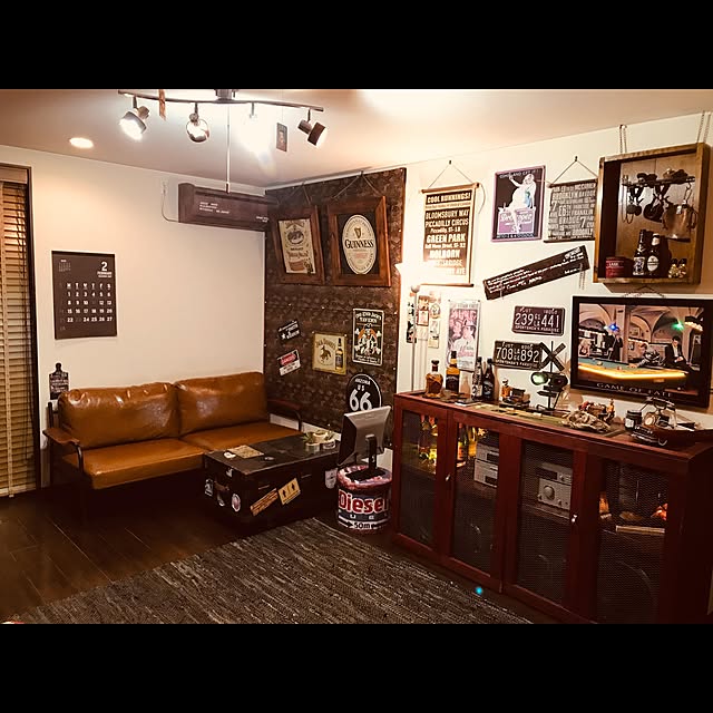 塩ビパイプ棚,塩ビパイプDIY,塩ビパイプ,レザークラフト,ガスポンプ,ガス管シェルフ,ガス管ウォールラック,ガス管ハンガーラック,ガス管DIY,ガス管,バスロールサイン,スピーカー,流木,スカル,ジャックダニエル,ワイルドターキー,クラフトビール,ウイスキー,LEDピクチャー,金網,木製看板,ブリキ看板,パイソン,トランク,レザーソファー,レザー,パブミラー,パブ,ターナー,ミルクペイント,BRIWAX,オイルステイン,アイアンペイント,アイアン,壁面収納,ワイヤーバスケット,ハンギング,エアプランツ,マステ,リメイク,ベンチ,黒板,セリア,ワッツ,ダイソー,100均リメイク,100均,古材,枕木,レンガ,DIY,アーミー,ARMY,ミリタリーボックス,ミリタリー,世田谷ベース,ジャンク,ブルックリン,インダストリアル,シャビー,オールドアメリカン,アンティーク,レトロアメリカン,レトロ,ヴィンテージアメリカン,ヴィンテージ,アメリカン雑貨,アメリカン,酒場,スタンプ,自作,ホームセンター,パブグッズ,ハブ,ターナ－,ジャコビアン,アイアンブラケット,酒,ライティング,ビール,ブリキ板,クラック,ウッド,革,書類整理,マランツ,世田谷ベース ガレージ,塩ビパイプ棚DIY,Overview,海外風インテリア Addictionの部屋