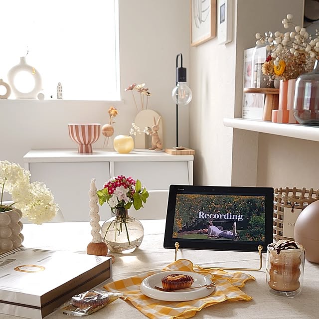 My Desk,カフェ風インテリア,IKEA,ダイニング,北欧,テーブルクロス,北欧インテリア,シェード,海外風インテリア,アナベル,海外インテリアに憧れる,ZOZOTOWN,皆さんとの出逢いに感謝♡,ダブルウォールグラス,ラウンドプレート,韓国インテリア,韓国っぽ,韓国カフェ風,いつも見てくれてありがとうございます♡,SHEIN,デバイススタンド,複数枚投稿\♥/ mri96の部屋