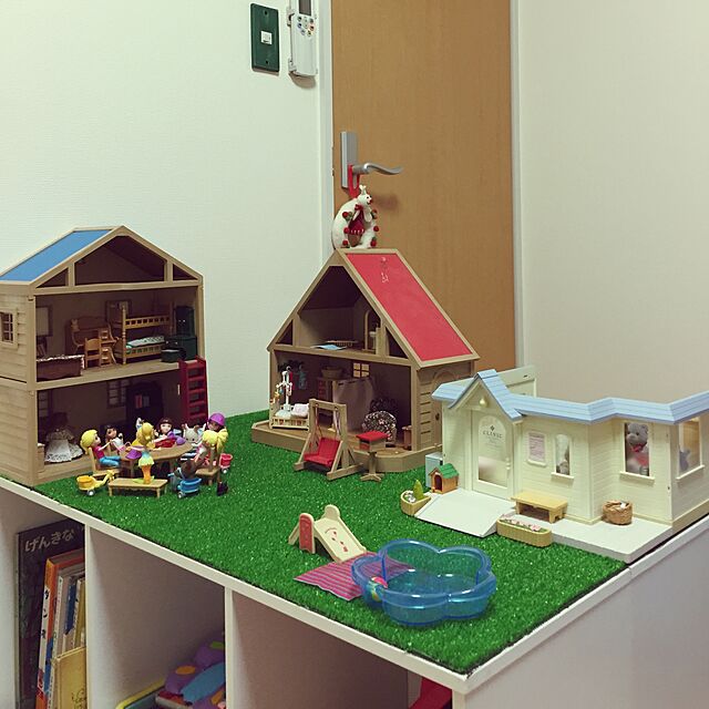 My Shelf,子供部屋,5畳半,シルバニア,シルバニアファミリー,森のお医者さん,カラーボックス,人工芝 ohananowaの部屋