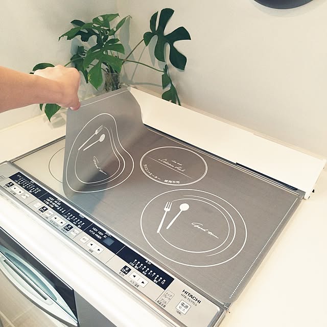 Kitchen,お気に入り,おしゃれ,子どもと暮らす,綺麗を保つ,子供と楽しむ,グリーンのある暮らし,観葉植物のある暮らし,簡単お掃除,綺麗なキッチン,お洒落なキッチン,YAMAZAKI,tower,排気口カバー,東洋アルミエコープロダクツ㈱,IH 　soft　mat　ワイド,お手入れ楽ちん happy_kakakaの部屋