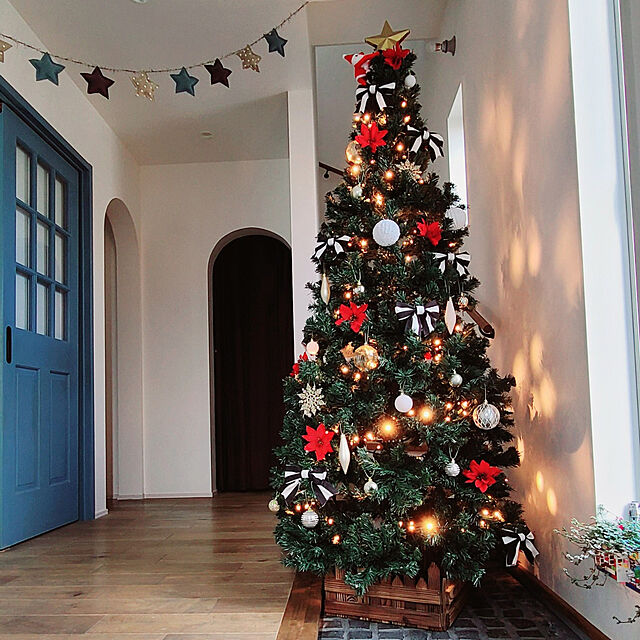 Entrance,クリスマス,DIY,玄関ホール,ハンドメイド,クリスマスツリー,ツリー,ガーランド,無垢床,R壁,ニトリ,ダイソー womiの部屋