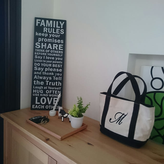 Entrance,子供のいる暮らし,いつもイイネやフォロー有り難うございます,無印良品,シンプルが好き,無印良品トレー,靴箱の上のディスプレイ fukamai-0709の部屋
