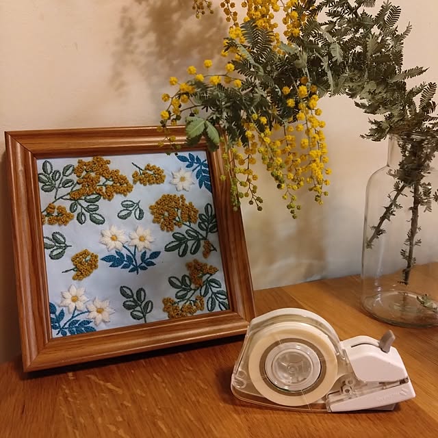 Bedroom,ニチバン,プッシュカット,暮らしのハンドブック2024,フェリシモ,フェリシモのキット,ミモザの刺繍,ミモザ,ミモザの木,シンボルツリーはミモザ,刺繍キット,ギンヨウアカシア（ミモザ） odecomaikoの部屋