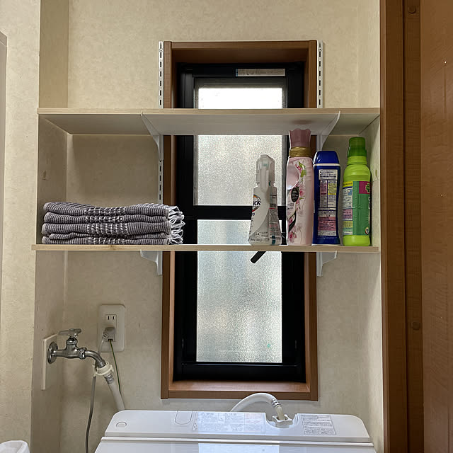 ガチャ柱,DIY,My Shelf makiの部屋