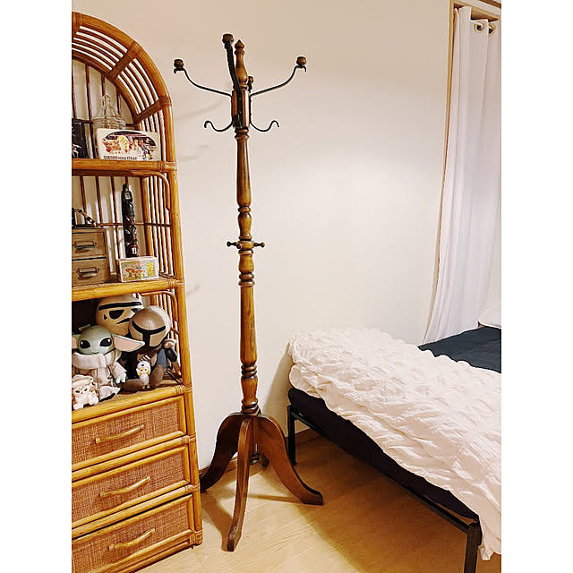 Bedroom,mixインテリア,ミックスインテリア,ラタンチェスト,ラタン家具,ラタン,ヴィンテージ,ハンガーラック,カリモク家具,カリモク,古道具,寝室,ベッドルーム,2人暮らし,2K,賃貸でも楽しく♪,2K2人暮らし,ミッドセンチュリー w_end_0625の部屋