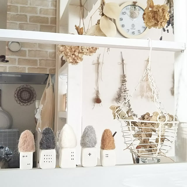 Overview,ナチュラル,RCの出会いに感謝♡,白×natural,プロフからミンネ行けます♡,いいね&フォローありがとうございます☆,犬と暮らす家,子供と暮らす家,今日も素敵な1日を❤️,ナチュラルインテリア,ドライフラワー,ミニハウス,粘土+羊毛,おうちオブジェ,minneにて販売予定,粘土細工 kaoriの部屋