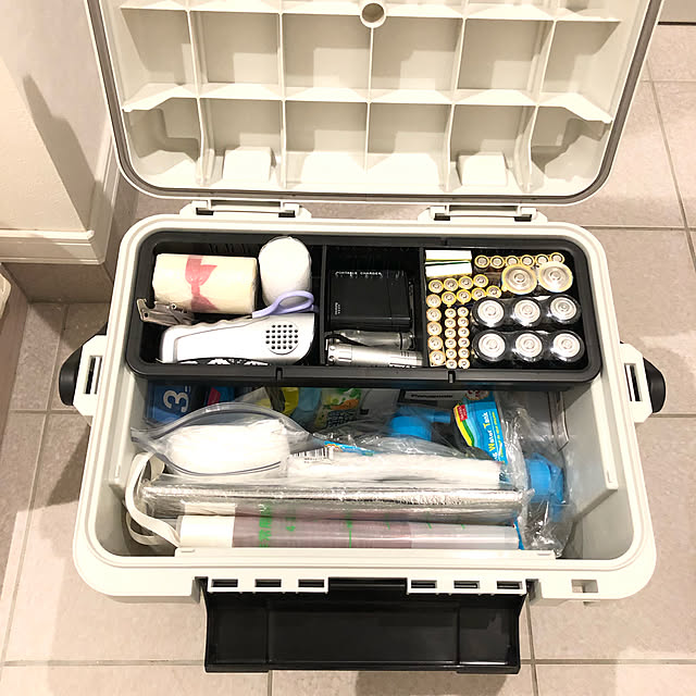 見直し大事,見直しって大事ですね,防災用品,防災グッズ,非常用持ち出し袋の点検を,モニター中,座れるコンテナボックス,山善くらしのeショップ,山善収納部,山善,いつもいいねやコメありがとうございます♡,見て頂きありがとうございます⑅︎◡̈︎*,当選ありがとうございます,My Shelf unichanの部屋