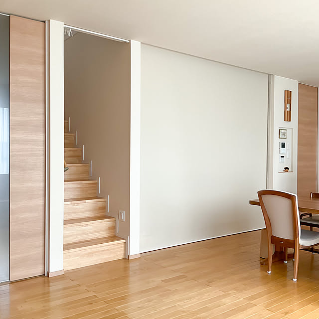 On Walls,障害児と暮らす,ロールスクリーン,冷房効率,省エネ,ナチュラルインテリア,整理整頓,木のぬくもり,子どもと暮らす,余白のある暮らし,無垢の床,住友林業 tokonekoの部屋
