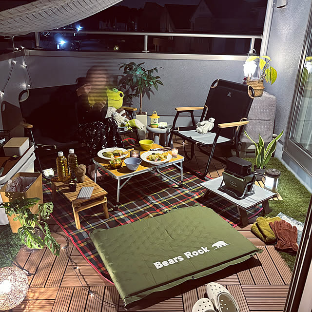 Entrance,虫除けキャンドル,セリア,メスティン,ダイソー,ベランダ,無印良品,ランタン,ソーラーライト,コールマン,山善,イベント参加,頑丈収納ボックス,べランピング,クイックキャンプ,涼風シェード,ポータブル電源,Jackery,キャリーザサン,観葉植物,RoomClip mag 掲載 kaerunoameriの部屋