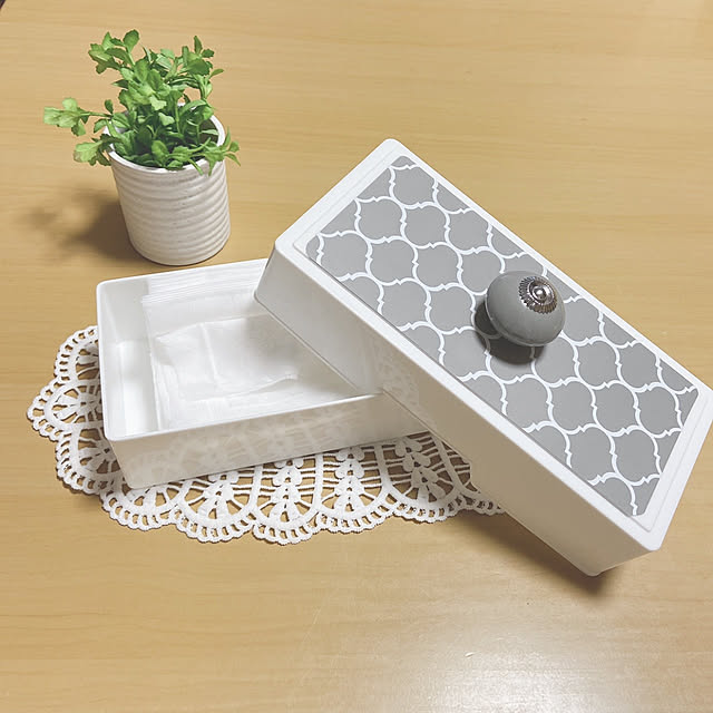 My Desk,ハンドメイド,セリア,ストレージケース,白,スプレーカバー,取っ手,マスク収納ケース,不織布,イベント参加 FF001の部屋
